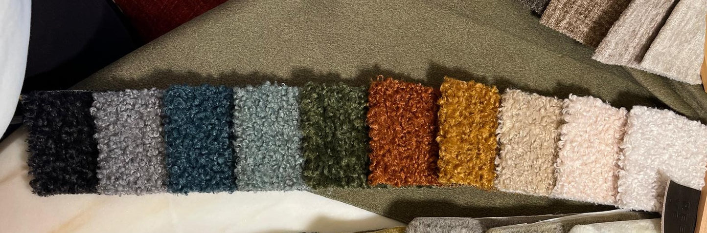 CUSCINO ARTIGIANALE tessuto effetto teddy 40 x 40 cm